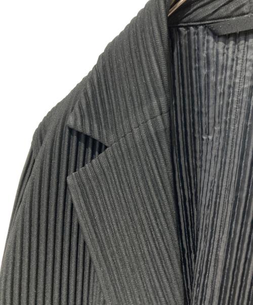HOMME PLISSE ISSEY MIYAKE（オム プリッセ イッセイ ミヤケ）HOMME PLISSE ISSEY MIYAKE (オム プリッセ イッセイ ミヤケ) プリーツ テーラードジャケット ブラック サイズ:2の古着・服飾アイテム