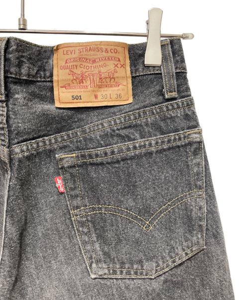LEVI'S（リーバイス）LEVI'S (リーバイス) 先染め501デニムパンツ グレー サイズ:W30の古着・服飾アイテム