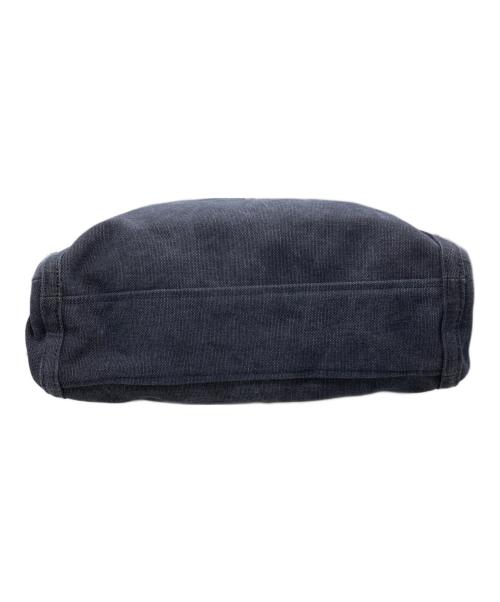 A.P.C.（アーペーセー）A.P.C. (アーペーセー) BESACE RECUPERATION メッセンジャーバッグ グレーの古着・服飾アイテム