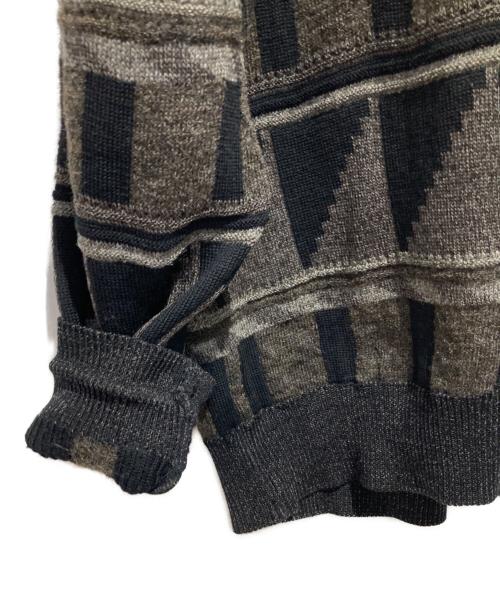 ISSEY MIYAKE MEN（イッセイミヤケメン）ISSEY MIYAKE MEN (イッセイミヤケメン) 幾何学柄 ニット ブラウン×ブラック サイズ:FREEの古着・服飾アイテム