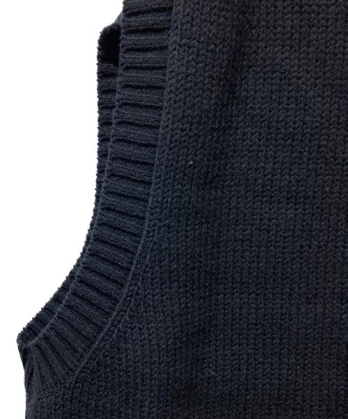 doublet（ダブレット）doublet (ダブレット) 刺繍ニットベスト ブラック サイズ:FREEの古着・服飾アイテム