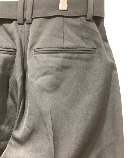 Adam et Rope（アダム エ ロペ）Adam et Rope (アダム エ ロペ) NIKKE GABARDINE SLACKS ブラック サイズ:36の古着・服飾アイテム