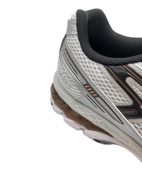 asics（アシックス）asics (アシックス) GEL-KAYANO 12.1 シルバー サイズ:28.5の古着・服飾アイテム