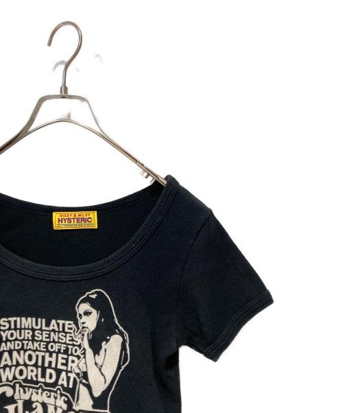 Hysteric Glamour（ヒステリックグラマー）Hysteric Glamour (ヒステリックグラマー) SMOKING GIRL チビTEE ブラック サイズ:FREEの古着・服飾アイテム