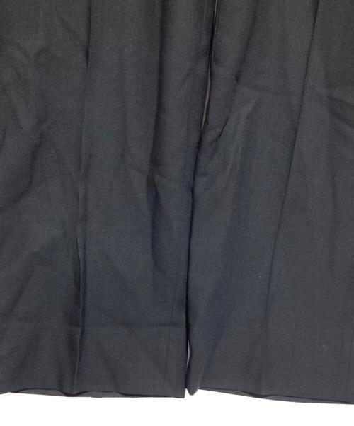 ARMANI COLLEZIONI（アルマーニ コレツィオーニ）ARMANI COLLEZIONI (アルマーニ コレツィオーニ) スラックス ブラック サイズ:36の古着・服飾アイテム