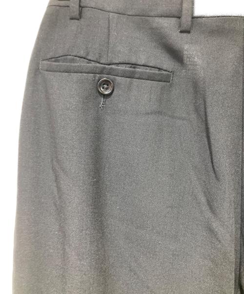 ARMANI COLLEZIONI（アルマーニ コレツィオーニ）ARMANI COLLEZIONI (アルマーニ コレツィオーニ) スラックス ブラック サイズ:36の古着・服飾アイテム