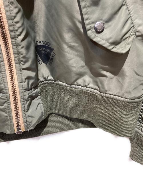 AVIREX（アヴィレックス）AVIREX (アヴィレックス) REMODEL MA-1 JACKET カーキ サイズ:XLの古着・服飾アイテム