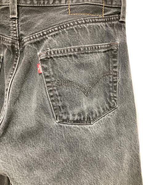 LEVI'S（リーバイス）LEVI'S (リーバイス) 後染めブラックデニムパンツ グレー サイズ: W34の古着・服飾アイテム