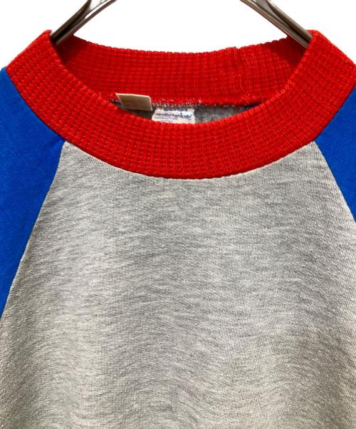 adidas（アディダス）adidas (アディダス) 半袖スウェット グレー×レッド サイズ:180の古着・服飾アイテム