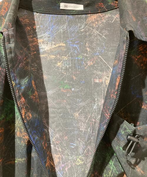 HERALBONY（ヘラルボニー）HERALBONY (ヘラルボニー) エアフロージップシャツ「ギザギザ」 ブラック サイズ:ＦＲＥＥの古着・服飾アイテム