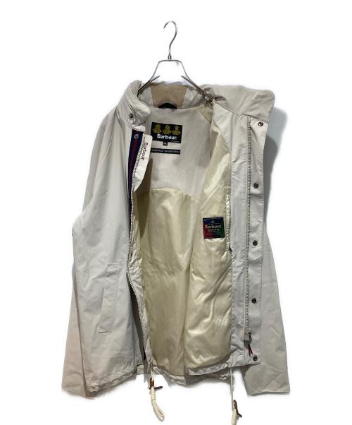 Barbour（バブアー）Barbour (バブアー) ハイネックジャケット ベージュ サイズ:XLの古着・服飾アイテム
