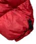 中古・古着 THE NORTH FACE (ザ ノース フェイス) ダウンジャケット ブラック×レッド サイズ:M：12000円