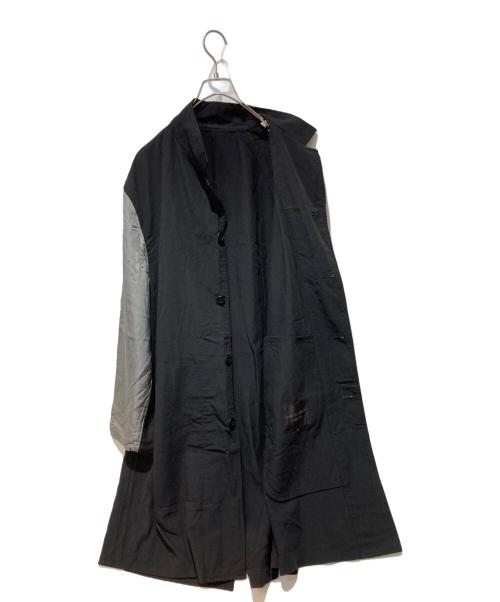 COMME des GARCONS HOMME PLUS（コムデギャルソンオムプリュス）COMME des GARCONS HOMME PLUS (コムデギャルソンオムプリュス) 袖切替コート ブラック サイズ:Mの古着・服飾アイテム