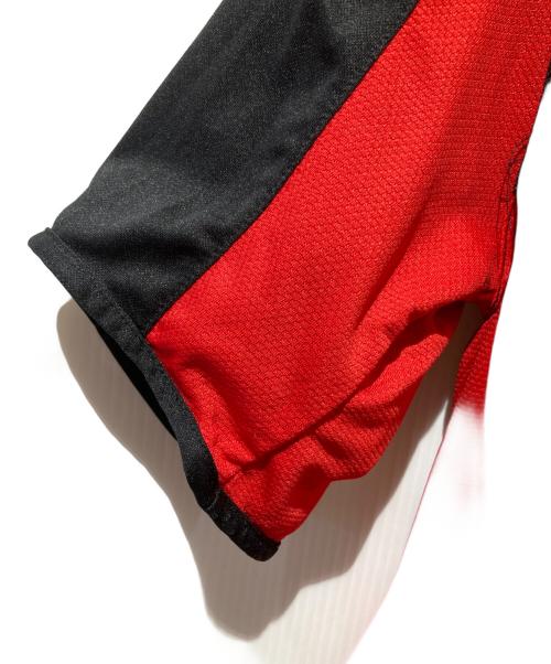 adidas（アディダス）adidas (アディダス) ゲームシャツ ブラック×レッド サイズ:Mの古着・服飾アイテム