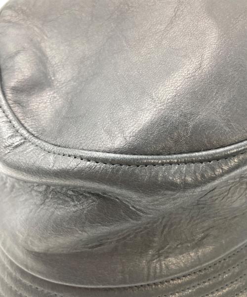 kijima takayuki（キジマタカユキ）KIJIMA TAKAYUKI (キジマタカユキ) レザーバケットハット ブラック 未使用品の古着・服飾アイテム