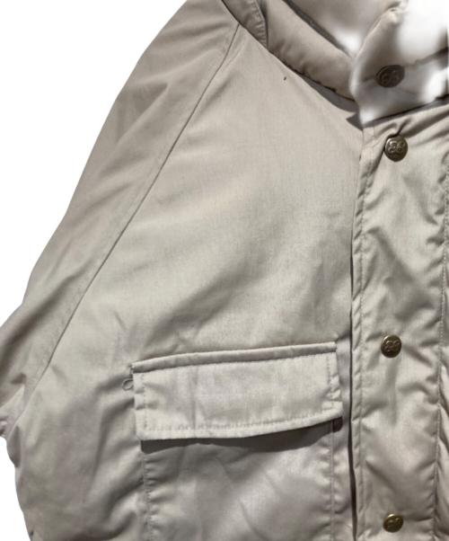Eddie Bauer（エディーバウアー）Eddie Bauer (エディーバウアー) ダウンジャケット カーキ サイズ:不明の古着・服飾アイテム