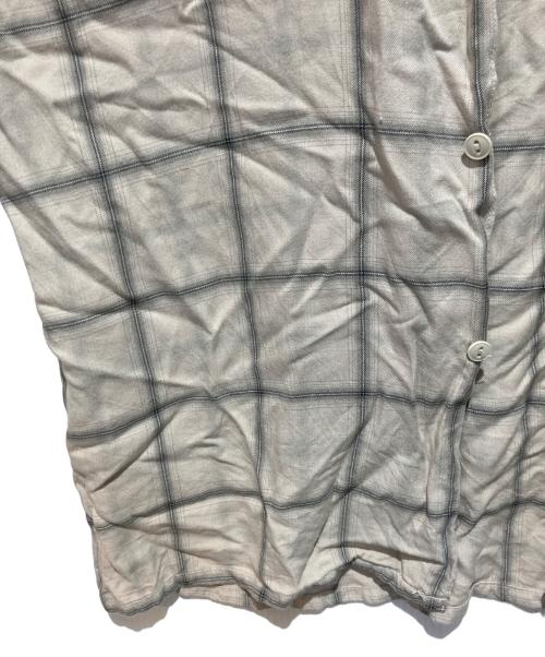 REMI RELIEF（レミレリーフ）REMI RELIEF (レミレリーフ) チェックシャツ ベージュ サイズ:Mの古着・服飾アイテム