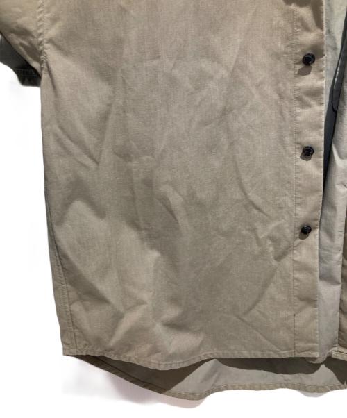 OUAT（オーユーエーティー）OUAT (オーユーエーティー) OFFICE SHIRTS オリーブ サイズ:3の古着・服飾アイテム