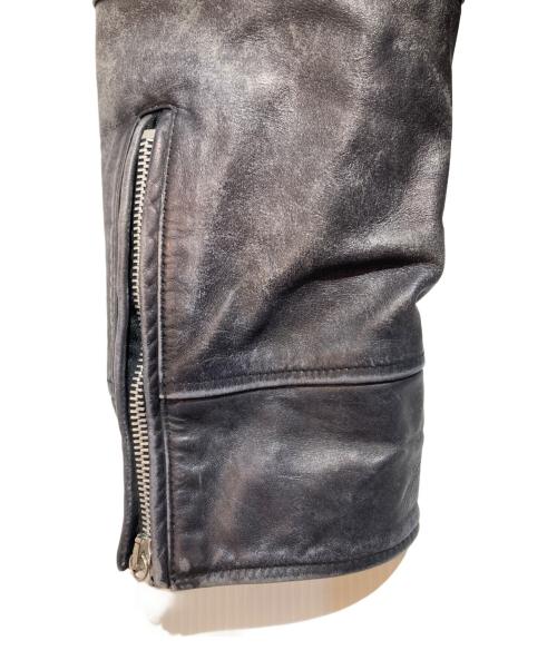 GOLDEN GOOSE DELUXE BRAND（ゴールデングースデラックスブランド）GOLDEN GOOSE DELUXE BRAND (ゴールデングースデラックスブランド) スタジャン ブラック サイズ:不明の古着・服飾アイテム