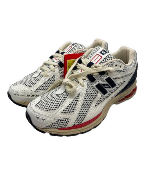 NEW BALANCE（ニューバランス）NEW BALANCE (ニューバランス) ローカットスニーカー ベージュ×レッド サイズ:26 未使用品の古着・服飾アイテム