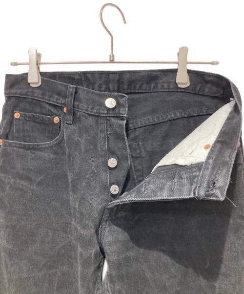 LEVI'S（リーバイス）LEVI'S (リーバイス) デニムパンツ ブラック サイズ:29×32の古着・服飾アイテム