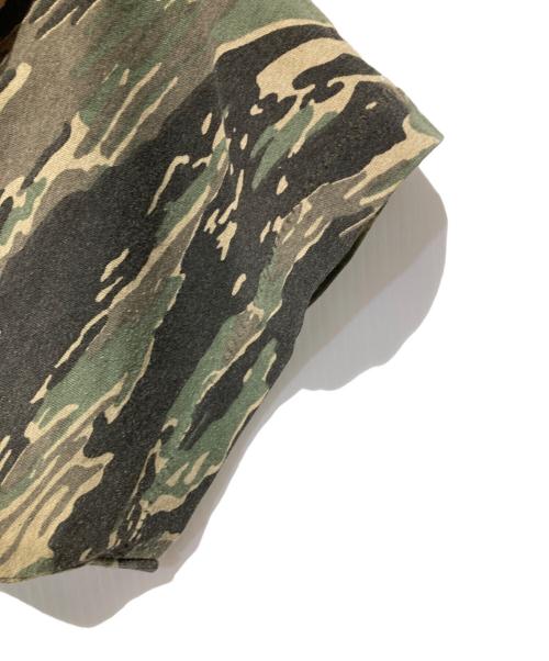 stussy（ステューシー）stussy (ステューシー) CAMO PRINT TEE グリーン サイズ:Ｌの古着・服飾アイテム