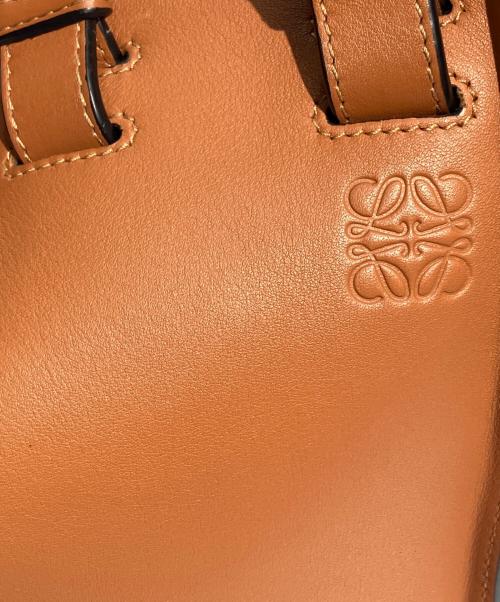 LOEWE（ロエベ）LOEWE (ロエベ) ハンモックショルダーバック ブラウンの古着・服飾アイテム