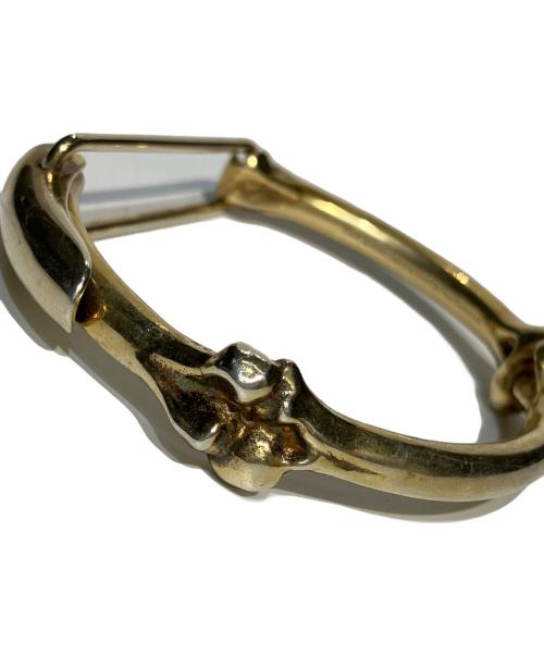 TAKAHIROMIYASHITA TheSoloIst.（タカヒロミヤシタ ザソロイスト）TAKAHIROMIYASHITA TheSoloIst. (タカヒロミヤシタ ザソロイスト) END (エンド) bone shaped clip cuff ゴールド サイズ:Mの古着・服飾アイテム