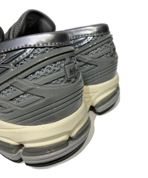 NEW BALANCE（ニューバランス）NEW BALANCE (ニューバランス) 1906 ローファー シルバー サイズ:26 未使用品の古着・服飾アイテム