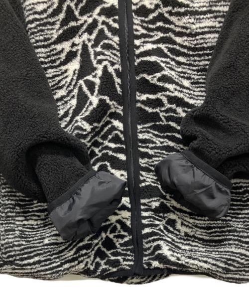 PLEASURES（プレジャーズ）PLEASURES (プレジャーズ) Joy Division (ジョイディビジョン) Pleasures Disorder Fuzzy Jacket ブラック サイズ:Lの古着・服飾アイテム