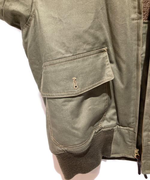 BUZZ RICKSON'S（バズリクソンズ）Buzz Rickson's (バズリクソンズ) B-10 ボア フライト ジャケット カーキ サイズ:44の古着・服飾アイテム
