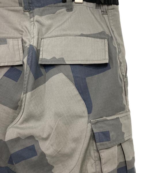 US ARMY（ユーエスアーミー）US ARMY (ユーエスアーミー) Tパターンカーゴパンツ グレー サイズ:XSの古着・服飾アイテム