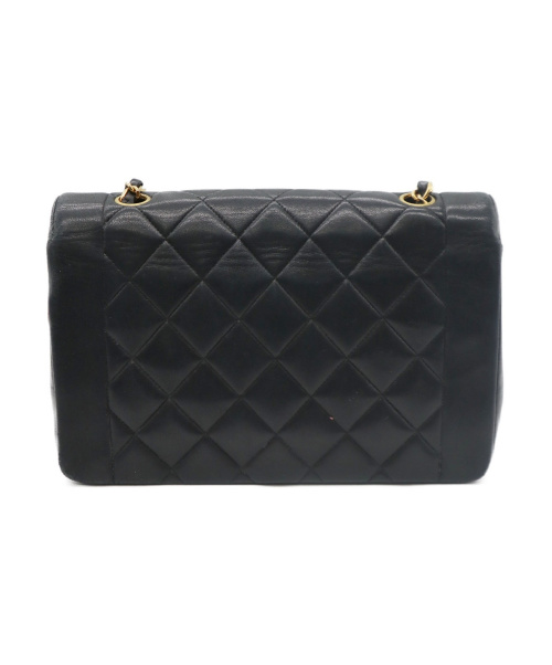 CHANEL（シャネル）CHANEL (シャネル) マトラッセフラップチェーンショルダーバッグ ブラック×ゴールド マトラッセ 2399035の古着・服飾アイテム