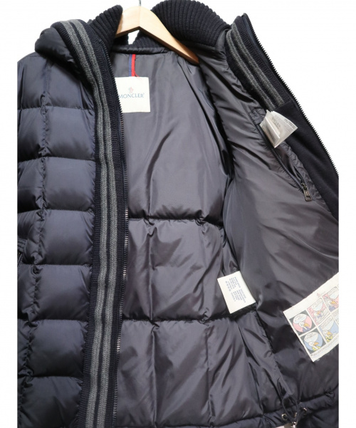MONCLER（モンクレール）MONCLER (モンクレール) CANUTフーデッドダウンジャケット ネイビー サイズ:2の古着・服飾アイテム