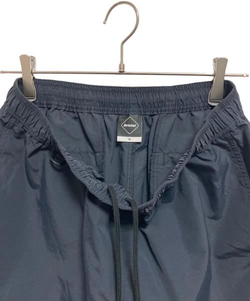 F.C.R.B.（エフシーレアルブリストル）F.C.R.B. (エフシーレアルブリストル) ナイロンイージーショーツ ネイビー サイズ:Mの古着・服飾アイテム