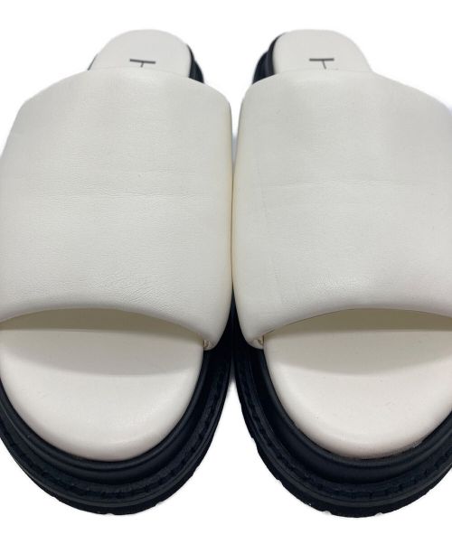HEWN（ヒューン）HEWN (ヒューン) BOAD PADDED SANDALS ホワイト サイズ:SIZE 36の古着・服飾アイテム