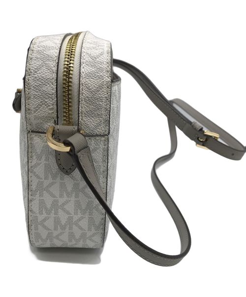 MICHAEL KORS（マイケル・コース）MICHAEL KORS (マイケルコース) ショルダーバッグ ホワイトの古着・服飾アイテム