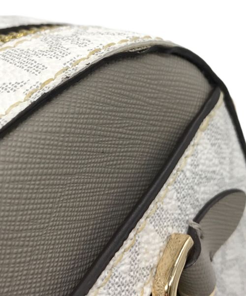 MICHAEL KORS（マイケル・コース）MICHAEL KORS (マイケルコース) ショルダーバッグ ホワイトの古着・服飾アイテム