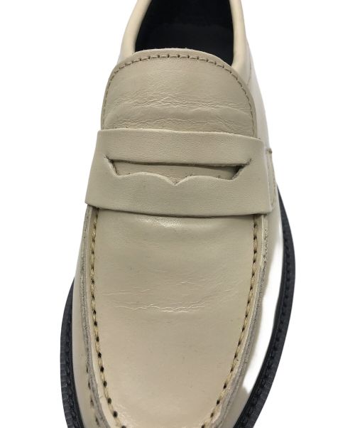 Caminando（カミナンド）Caminando (カミナンド) COIN LOAFERS アイボリー サイズ:SIZE 5の古着・服飾アイテム