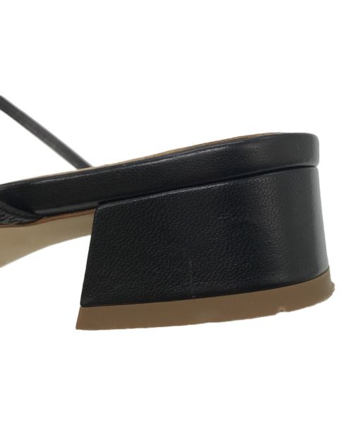 FABIO RUSCONI（ファビオルスコーニ）FABIO RUSCONI (ファビオルスコーニ) スクエアトゥ ストラップ フラット サンダル ブラック サイズ:37の古着・服飾アイテム