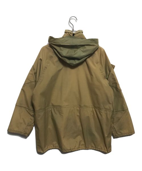 US ARMY（ユーエスアーミー）US ARMY (ユーエスアーミー) 2G ECWCS PARKA ベージュ サイズ:SIZE MIDIUM REGULARの古着・服飾アイテム
