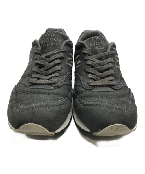 NEW BALANCE（ニューバランス）NEW BALANCE (ニューバランス) ローカットスニーカー グレー×ホワイト サイズ:US 7の古着・服飾アイテム