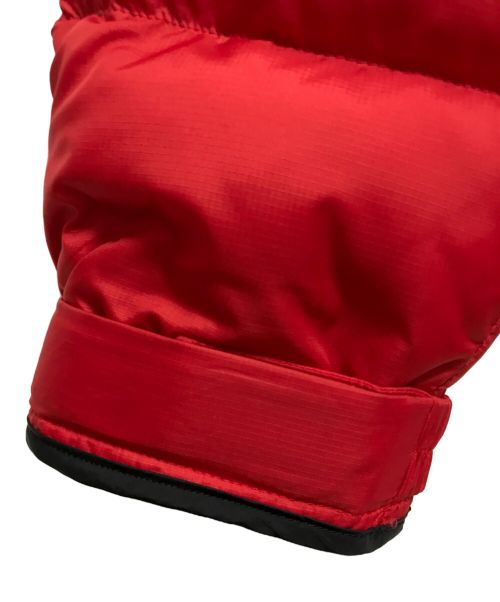 THE NORTH FACE（ザ ノース フェイス）THE NORTH FACE (ザ ノース フェイス) ヌプシジャケット レッド×ブラック サイズ:Sの古着・服飾アイテム
