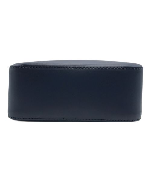 IACUCCI（イアクッチ）IACUCCI (イアクッチ) ファーストラップ付きショルダーバッグ ネイビーの古着・服飾アイテム