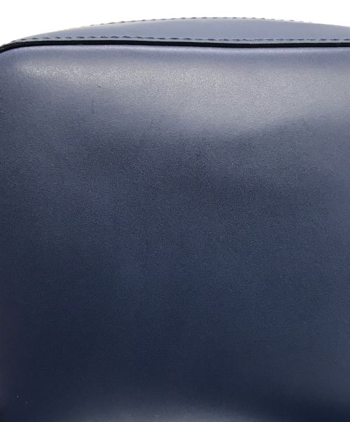 IACUCCI（イアクッチ）IACUCCI (イアクッチ) ファーストラップ付きショルダーバッグ ネイビーの古着・服飾アイテム