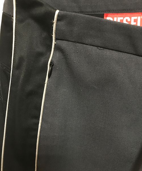 DIESEL（ディーゼル）DIESEL (ディーゼル) P-Forty フレアパンツ グレー×ブラック サイズ:42の古着・服飾アイテム