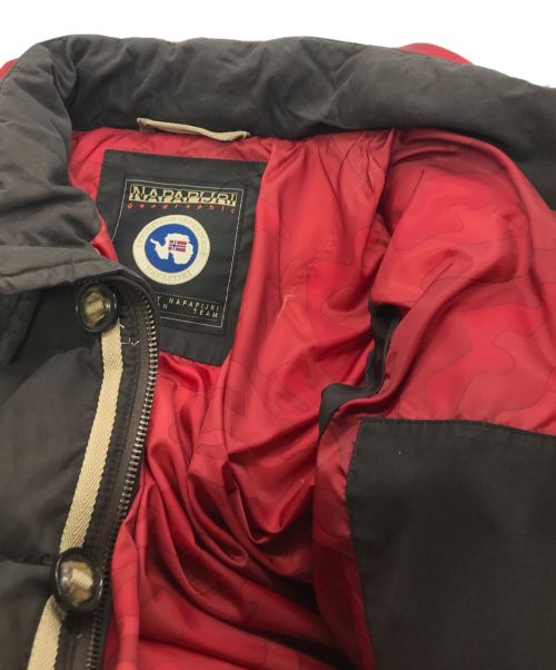 NAPAPIJRI（ナパピリ）NAPAPIJRI (ナパピリ) フーデッドダウンジャケット ブラック×ブラウン サイズ:Sの古着・服飾アイテム