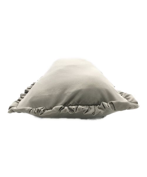 ALLA HOLLON（オラホロン）ALLA HOLLON (オラホロン) TARTE ナイロンフリルショルダー2 グレーの古着・服飾アイテム