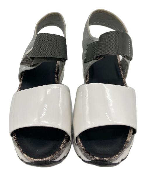 MANA（マナ）MANA (マナ) スポーツサンダル ホワイト サイズ:39の古着・服飾アイテム