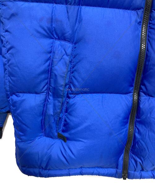 THE NORTH FACE（ザ ノース フェイス）THE NORTH FACE (ザ ノース フェイス) ヌプシダウンジャケット ブラック×ブルー サイズ:Mの古着・服飾アイテム
